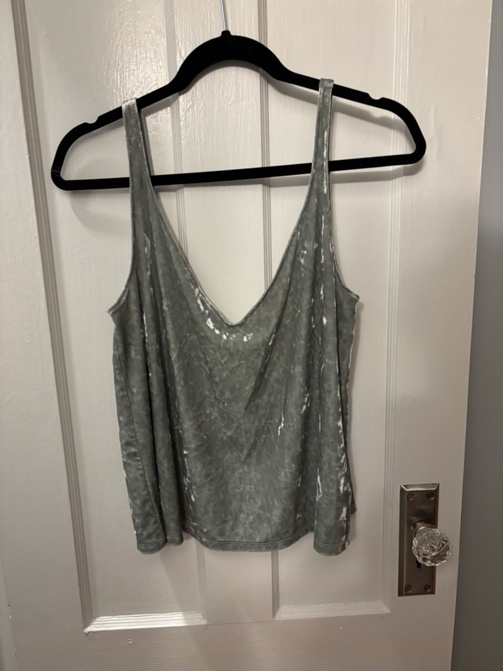 Sleeveless Crushed Velvet Tank Top in Light team